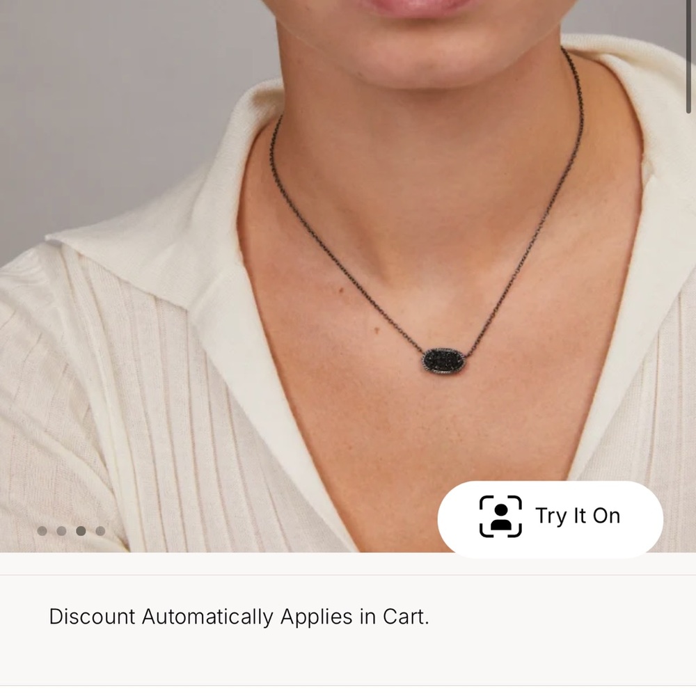 Kendra Scott Black Pendant Necklace
